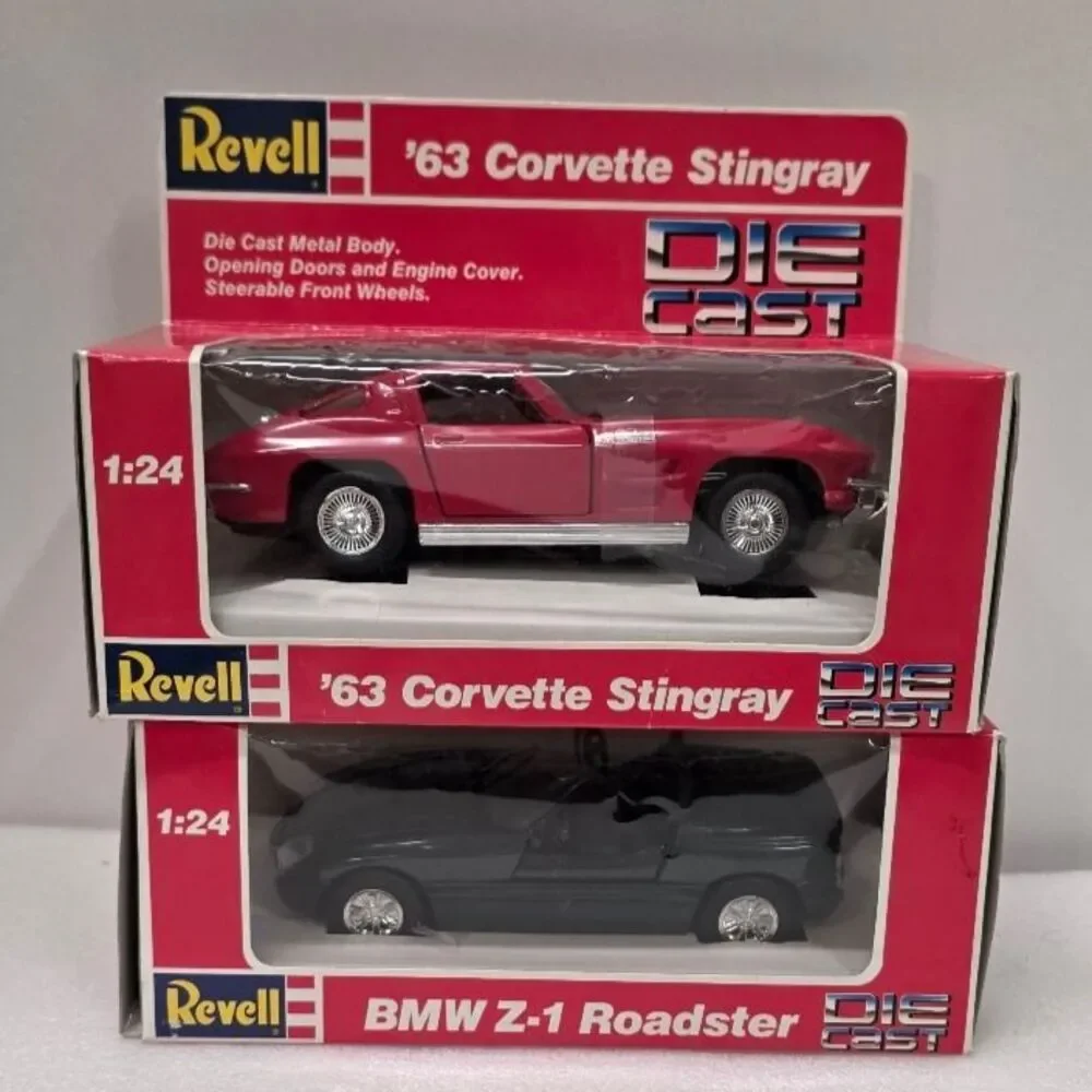 Revell Lot of 2 Scale 1:24 Diecast